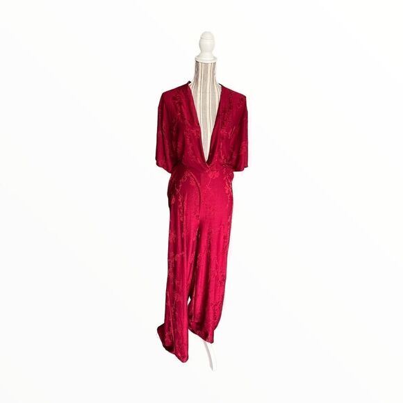 ZARA | Burgundy | SHORT SLEEVE JUMPSUIT WITH SURPLICE V-NECKLINE - Picture 9 of 15